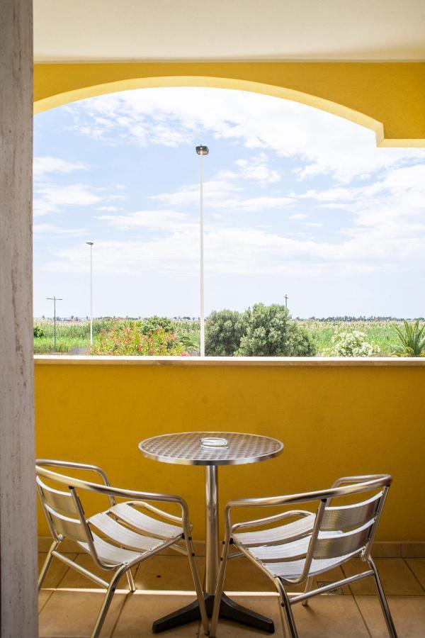Hotel Il Fenicottero Quartu SantʼElena Zewnętrze zdjęcie
