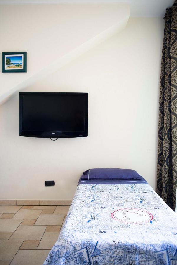 Hotel Il Fenicottero Quartu SantʼElena Zewnętrze zdjęcie